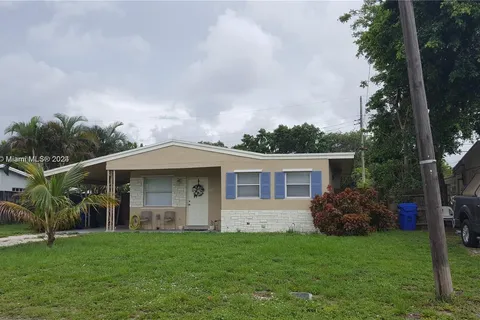 6417 Grant St, Hollywood FL 33024