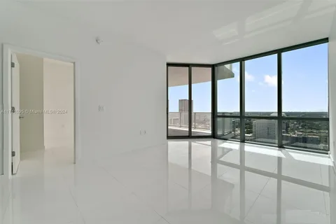 851 NE 1st Ave # 4308, Miami FL 33132