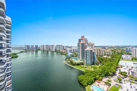 3530 Mystic Pointe Dr # 2904, Aventura FL 33180