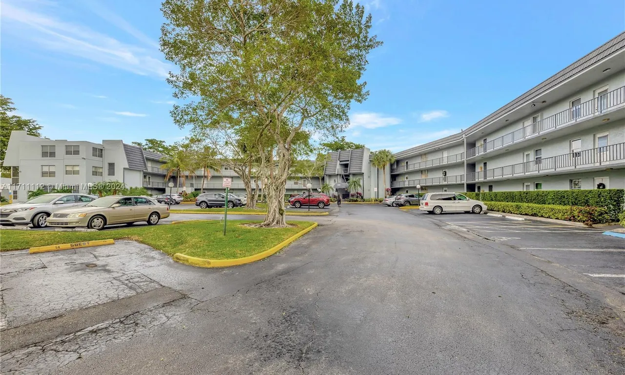 9200 Lime Bay Blvd # 215, Tamarac FL 33321