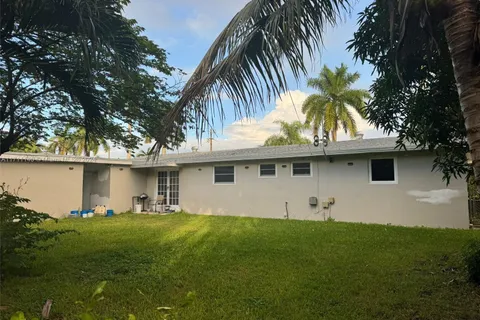 19900 SW 87th Ave, Cutler Bay FL 33157