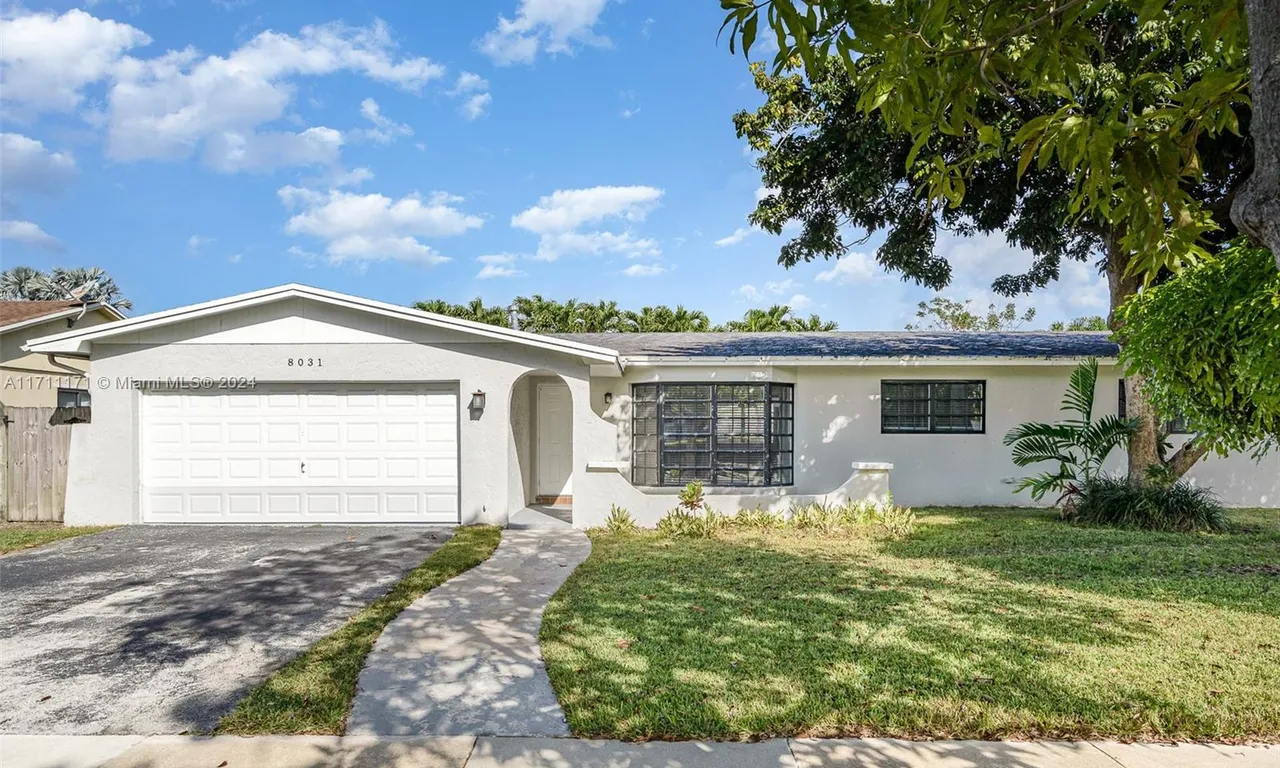 8031 SW 197th Ter, Cutler Bay FL 33189