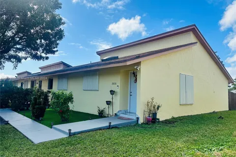 28100 SW 141st Pl # 28100, Homestead FL 33033