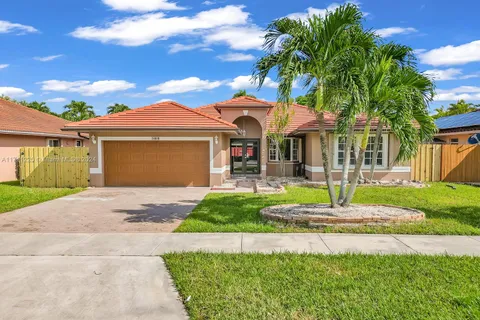 14809 SW 180th St, Miami FL 33187