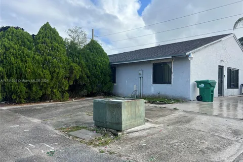 18010 NW 41st Pl # 18010, Miami Gardens FL 33055