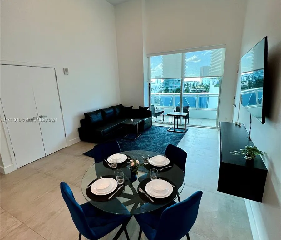 1080 Brickell Ave # 1107, Miami FL 33131