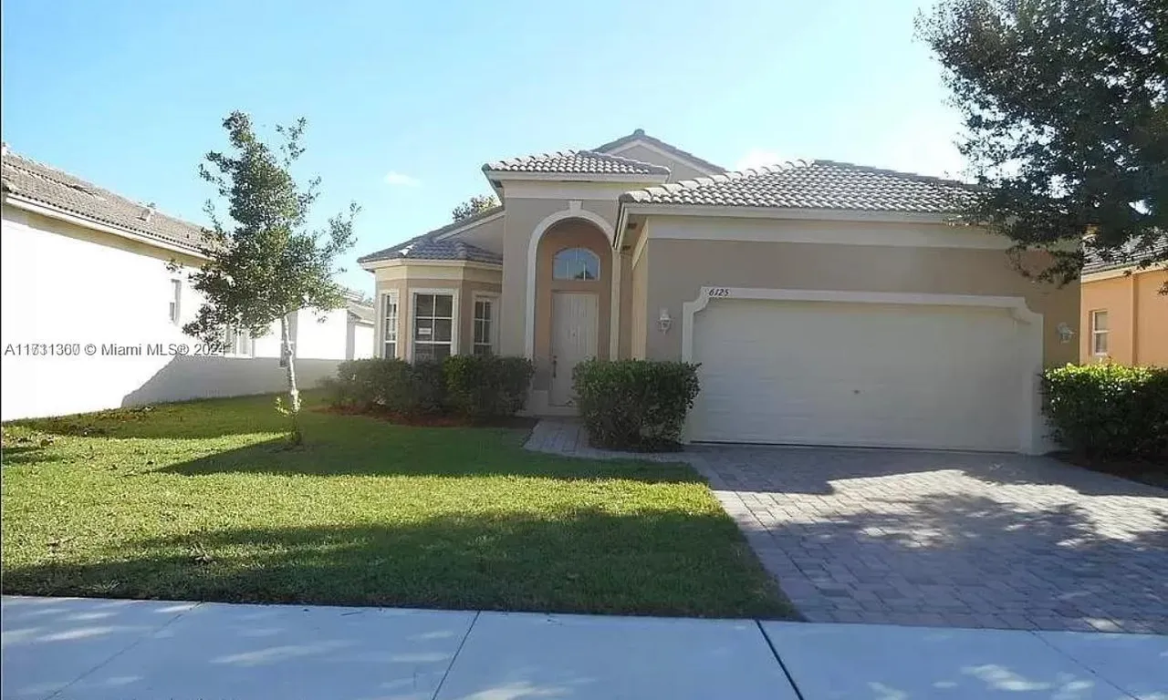 6125 Spring Lake Ter, Fort Pierce FL 34951