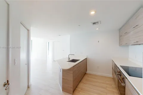 1300 S Miami Ave # 2609, Miami FL 33130