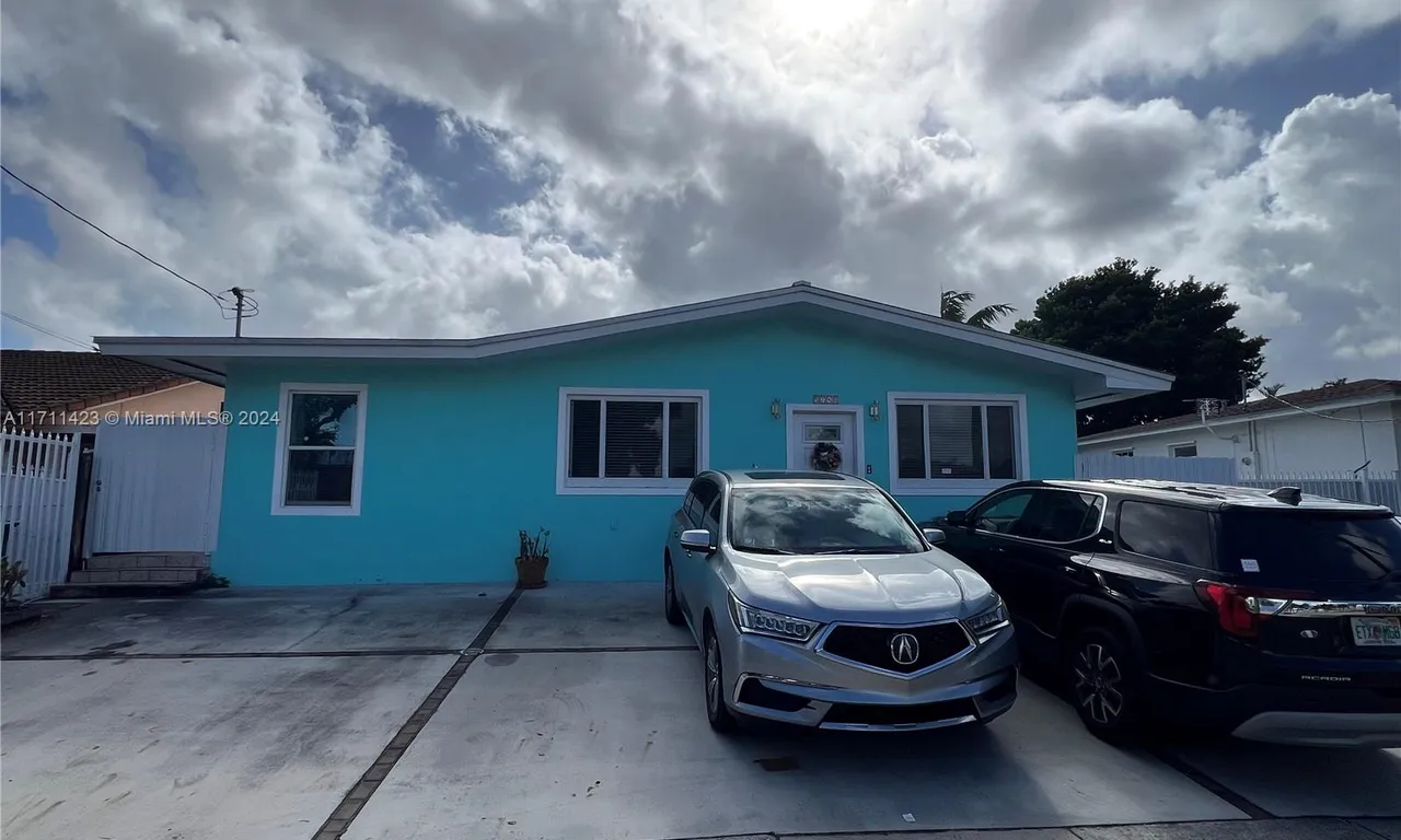 5740 SW 2nd St, Miami FL 33144