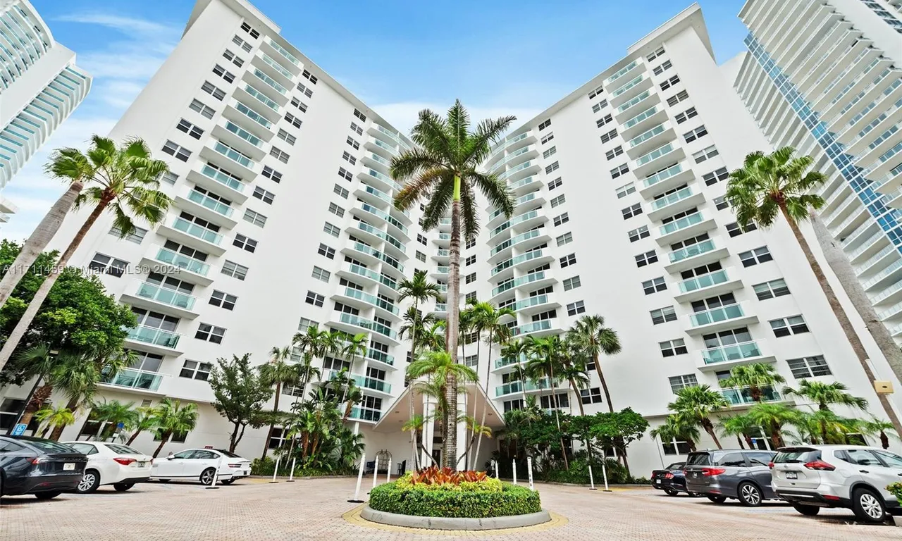 3001 S Ocean Dr # 1639, Hollywood FL 33019