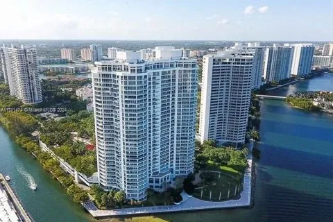 2600 Island Blvd # 1201, Aventura FL 33160