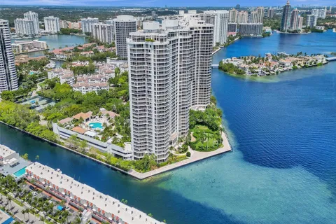 2600 Island Blvd # 1201, Aventura FL 33160