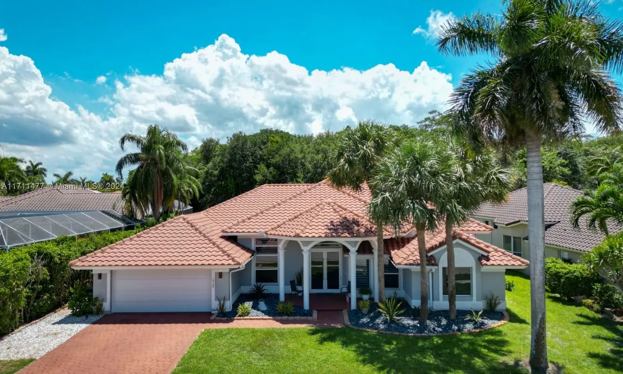 10728 Maple Chase Dr, Boca Raton FL 33498