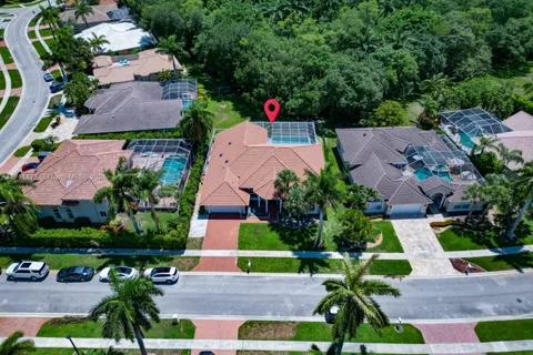 10728 Maple Chase Dr, Boca Raton FL 33498