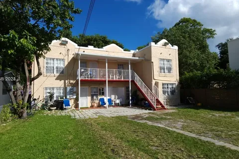 251 NW 34th Ter, Miami FL 33127