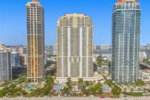 17749 Collins Ave # 601, Sunny Isles Beach FL 33160