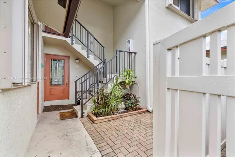 1750 NE 39th Ct # 808, Pompano Beach FL 33064