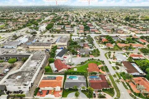 2585 SW 108th Ave, Miami FL 33165