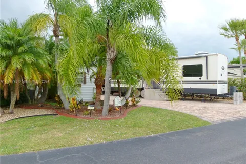 3755 SW 6th Gln #157, Okeechobee FL 34974