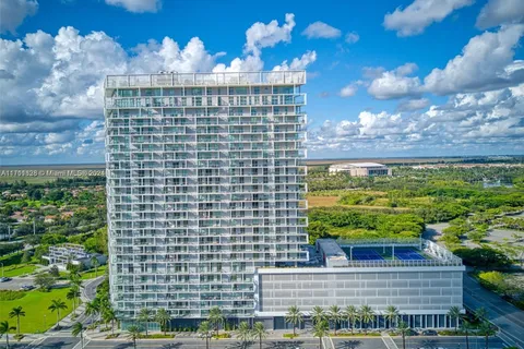 2000 Metropica Way # 2304, Sunrise FL 33323