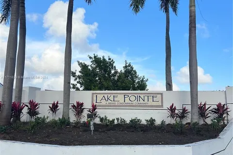 202 Lake Pointe Dr # 107, Oakland Park FL 33309