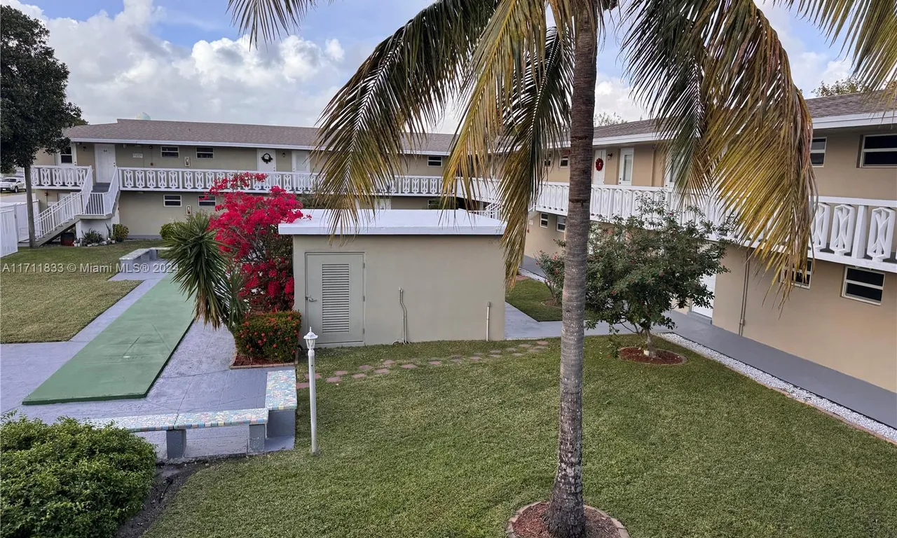 3300 NE 10th Ter # 37, Pompano Beach FL 33064