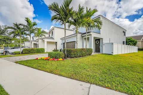 224 NW 36th Ave, Pompano Beach FL 33069