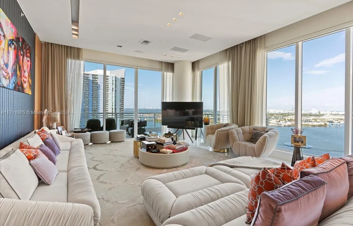 900 Brickell Key Blvd # 2303, Miami FL 33131