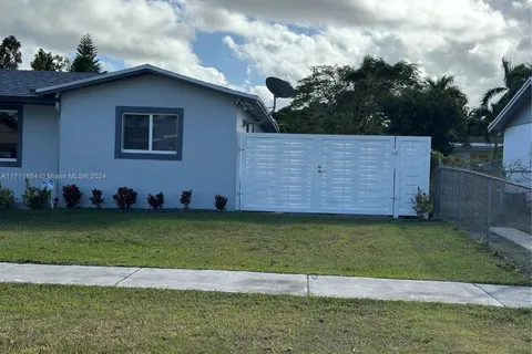 14310 SW 289th St, Homestead FL 33033