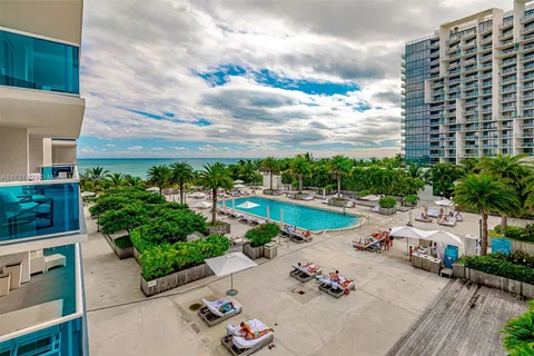 2301 Collins Ave # 406, Miami Beach FL 33139