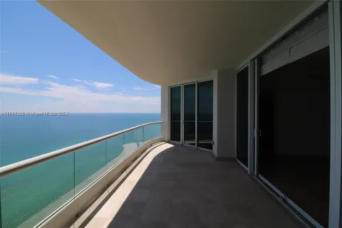 16047 Collins Ave # 2403, Sunny Isles Beach FL 33160