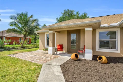 2545 Sunniland Blvd, Lehigh Acres FL 33971