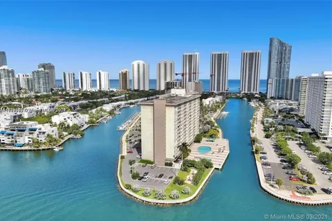 400 Kings Point Dr # 1006, Sunny Isles Beach FL 33160