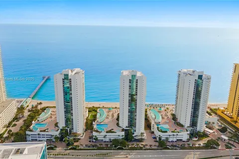 16485 Collins Ave # 532, Sunny Isles Beach FL 33160