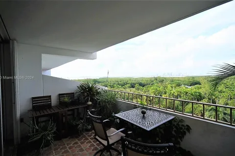 155 Ocean Lane Dr # 1006, Key Biscayne FL 33149