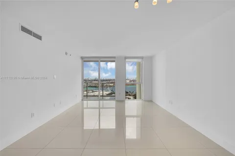 253 NE 2nd St # 2307, Miami FL 33132