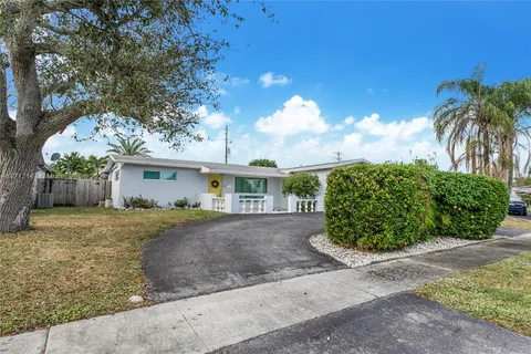 2120 N 48th Ave, Hollywood FL 33021