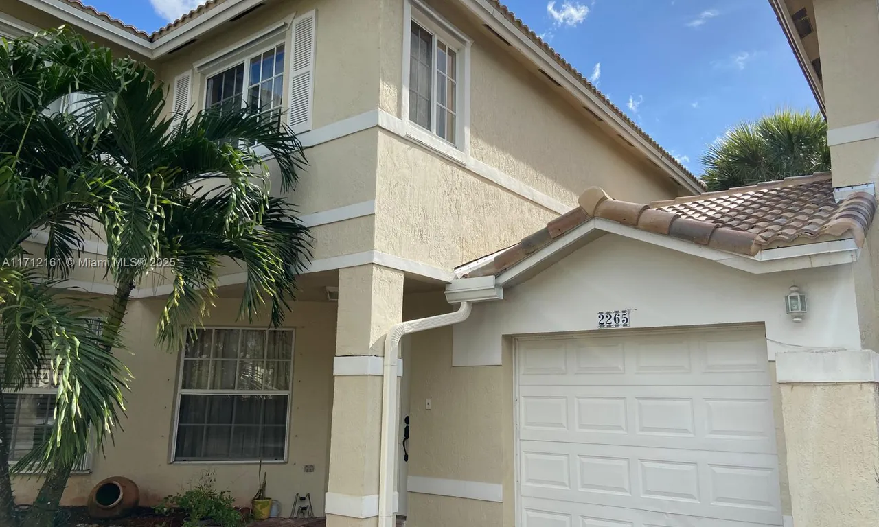 2265 NW 170th Ave # 2265, Pembroke Pines FL 33028