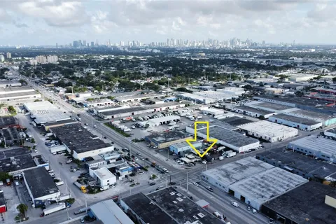 3690 NW 54 ST, Miami FL 33142