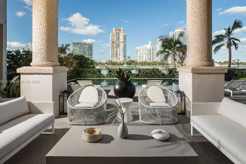 7012 Fisher Island Dr # 7012, Miami Beach FL 33109