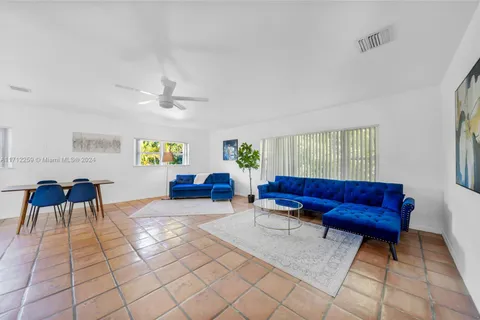 312 NE 16th Ter, Fort Lauderdale FL 33301