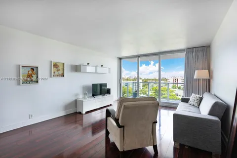 1000 West Ave # 609, Miami Beach FL 33139