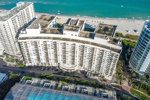 6039 Collins Ave # 1134, Miami Beach FL 33140