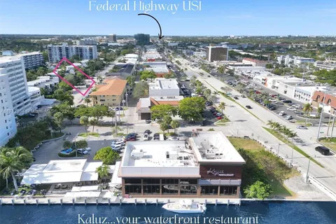 3064 NE 49th St, Fort Lauderdale FL 33308