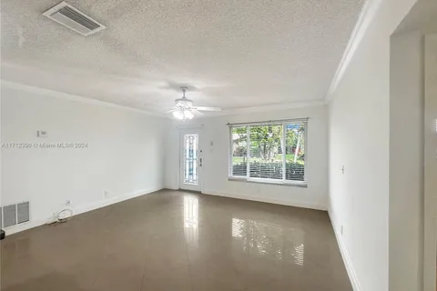 6001 NW 71st Ave # 6001, Tamarac FL 33321