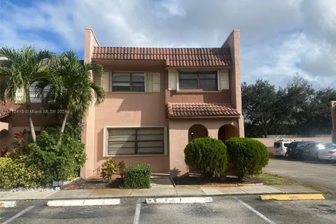 7 S Valencia Dr # 6, Davie FL 33324