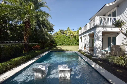 5602 SW 65th Ct # 1, South Miami FL 33143