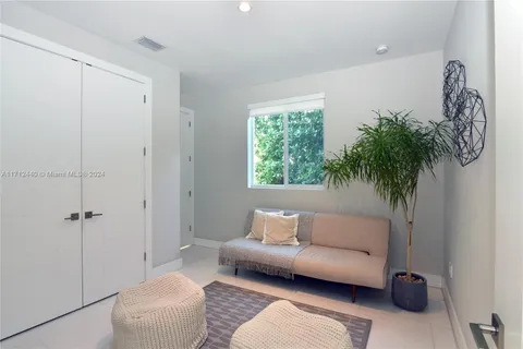 5602 SW 65th Ct # 1, South Miami FL 33143
