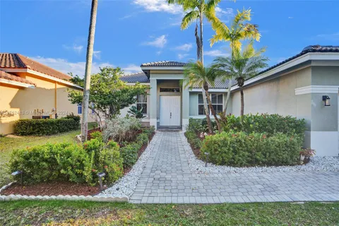 1629 Blue Jay Cir, Weston FL 33327