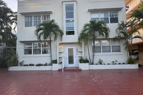 7636 Abbott Ave # 3, Miami Beach FL 33141